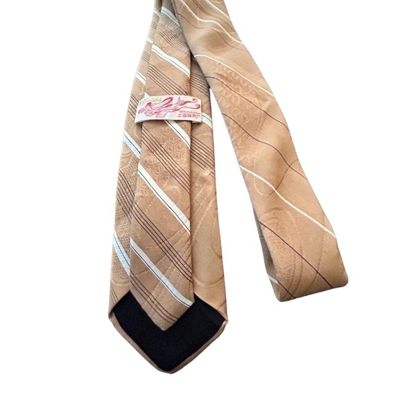 Silk Tie 100%, Beautiful. - Picture 3 of 4